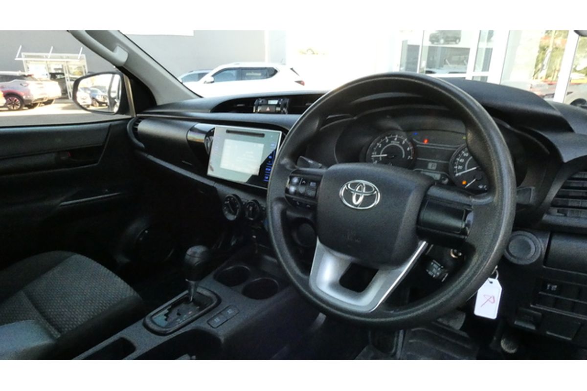 2016 Toyota Hilux Workmate TGN121R Rear Wheel Drive