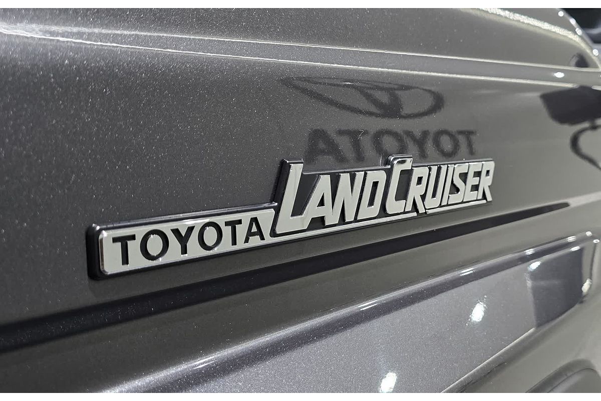 2023 Toyota LC Military LC Military GXL 2.8L T Diesel Automatic Single C/Chassis GDJL79R 4X4