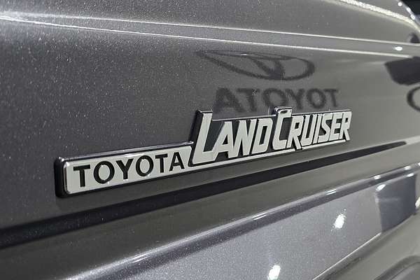 2023 Toyota LC Military LC Military GXL 2.8L T Diesel Automatic Single C/Chassis GDJL79R 4X4