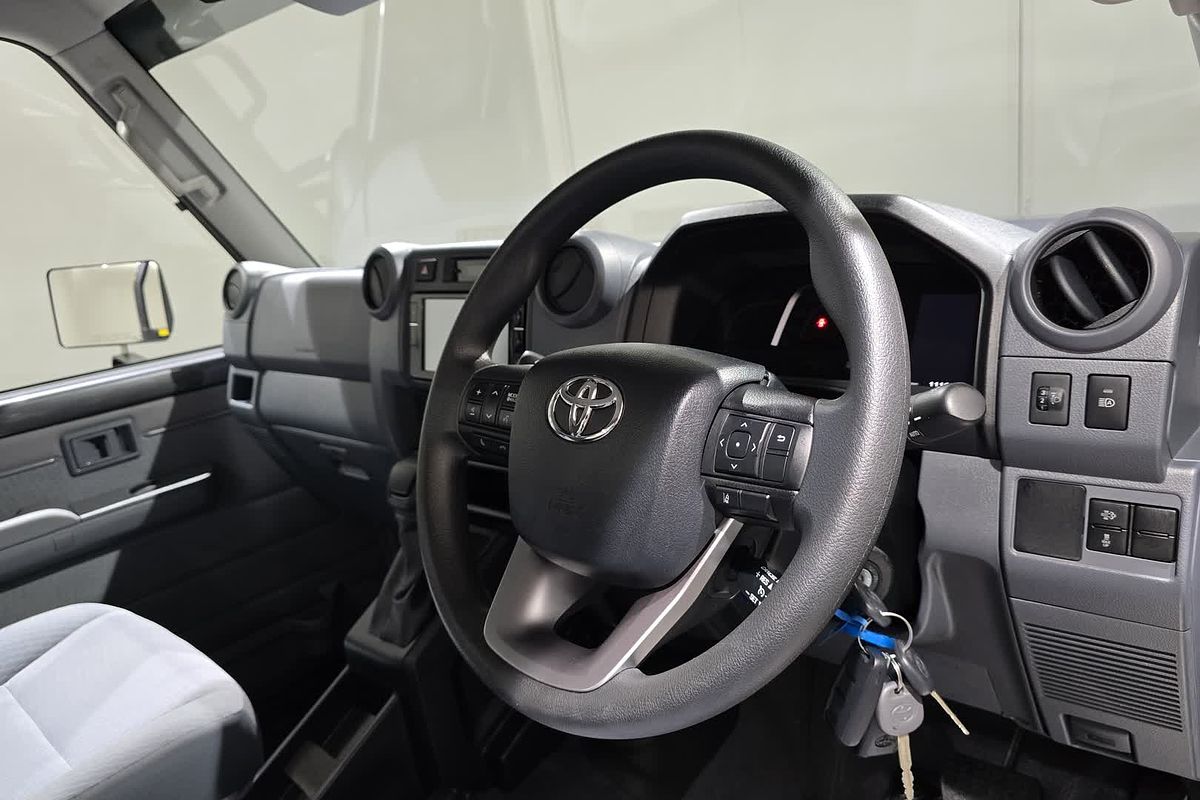 2023 Toyota LC Military LC Military GXL 2.8L T Diesel Automatic Single C/Chassis GDJL79R 4X4