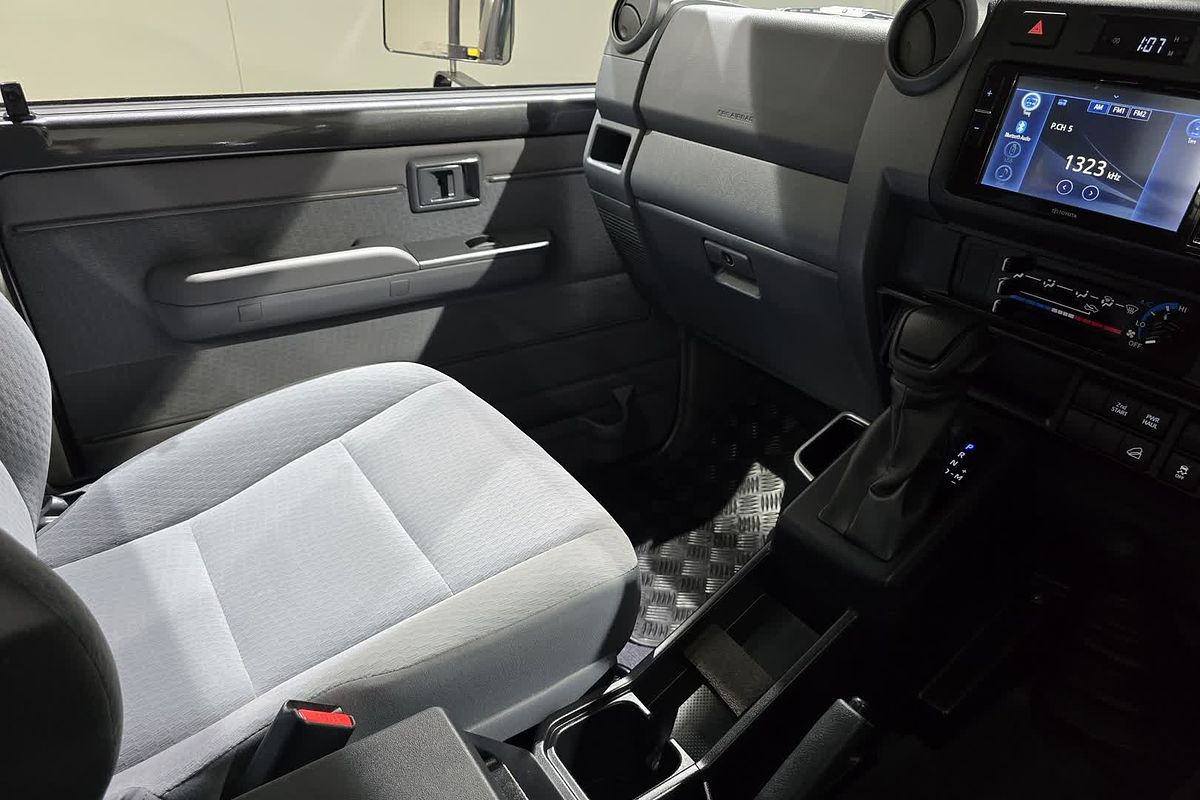 2023 Toyota LC Military LC Military GXL 2.8L T Diesel Automatic Single C/Chassis GDJL79R 4X4