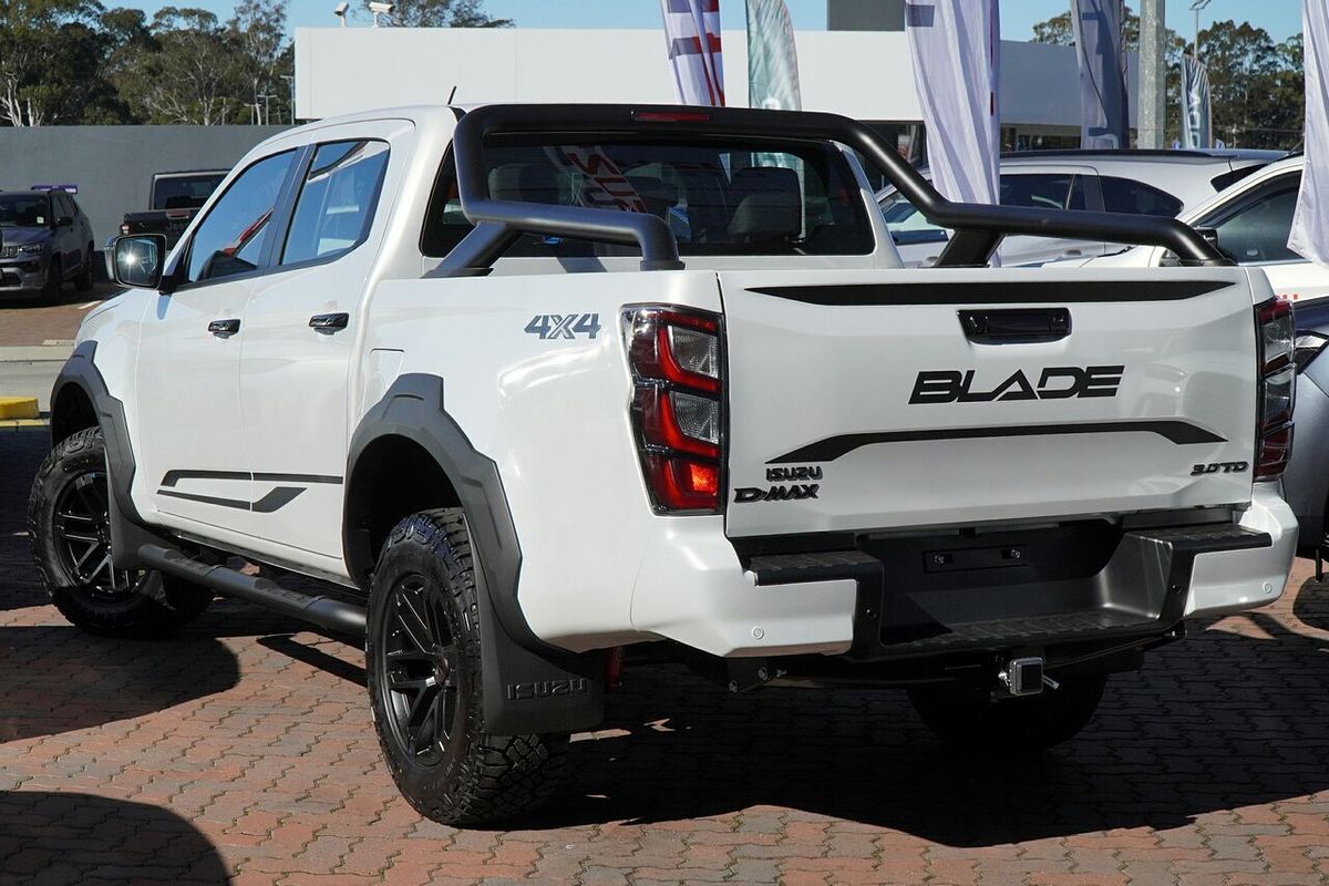 2025 Isuzu D-MAX BLADE 4X4