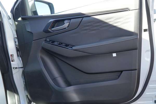 2025 Isuzu D-MAX BLADE 4X4