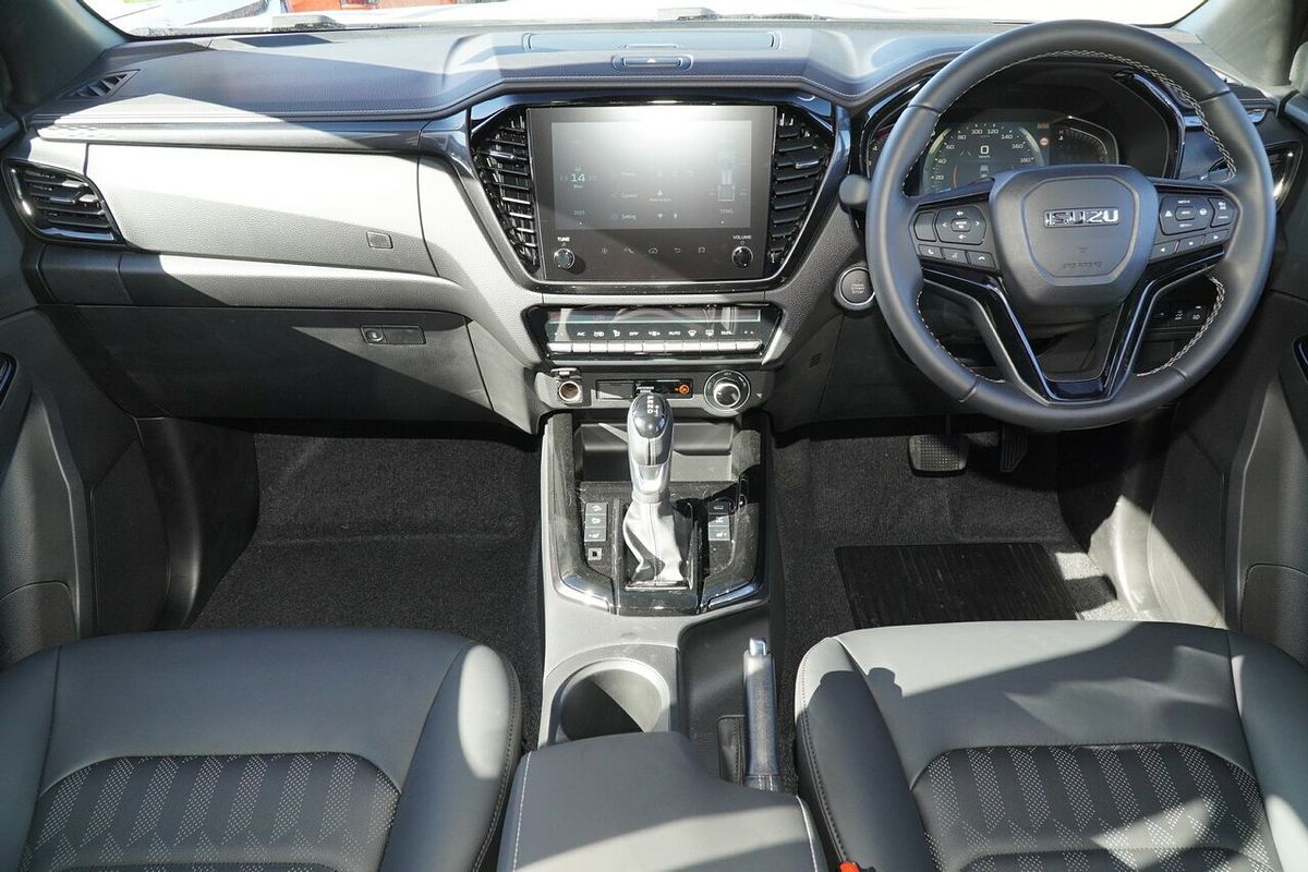 2025 Isuzu D-MAX BLADE 4X4