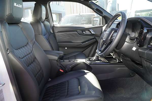 2025 Isuzu D-MAX BLADE 4X4