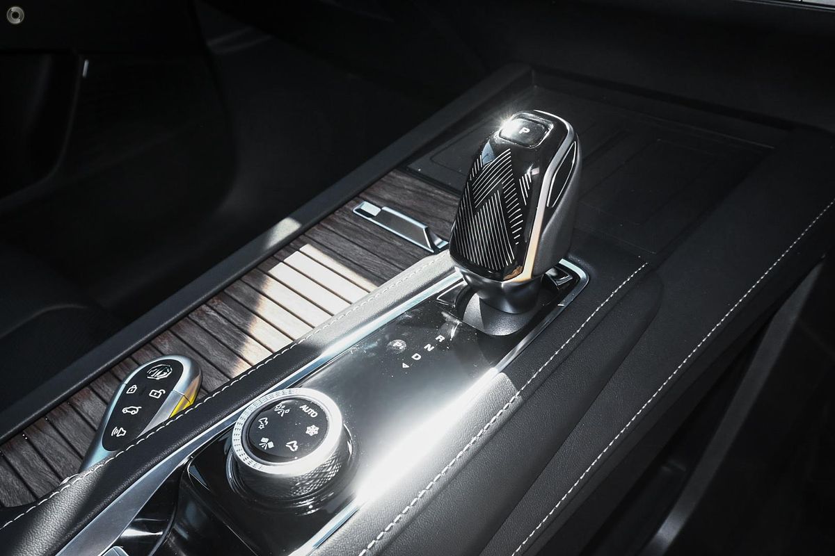 2025 MG QS Essence IS31 AWD
