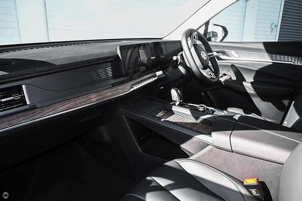 2025 MG QS Essence IS31 AWD