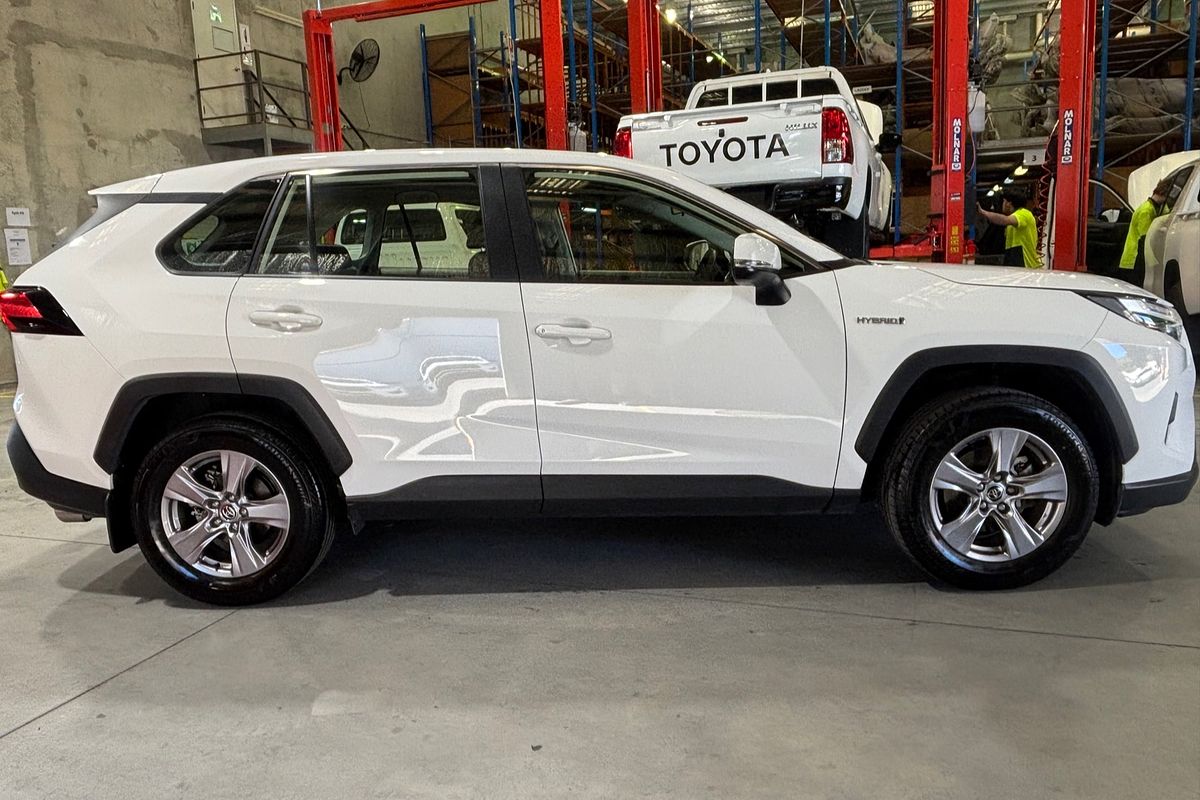 2024 Toyota RAV4 GX AXAH52R