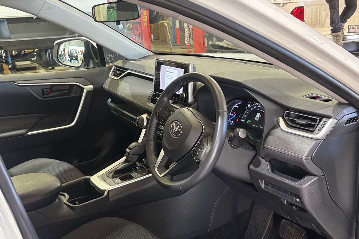 2024 Toyota RAV4 GX AXAH52R