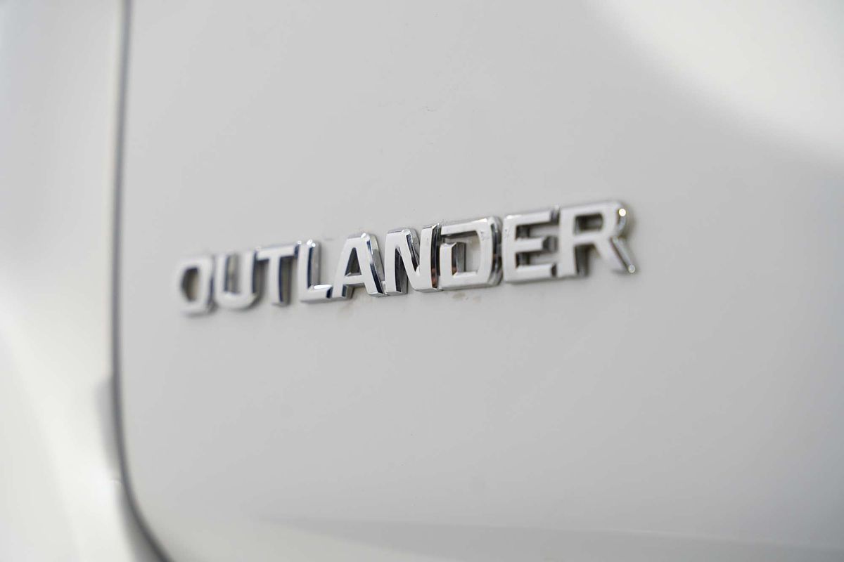 2019 Mitsubishi Outlander LS ZL