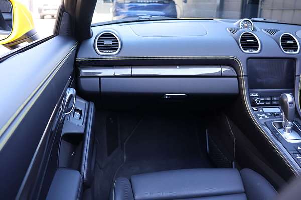 2024 Porsche 718 Boxster Style Edition 982