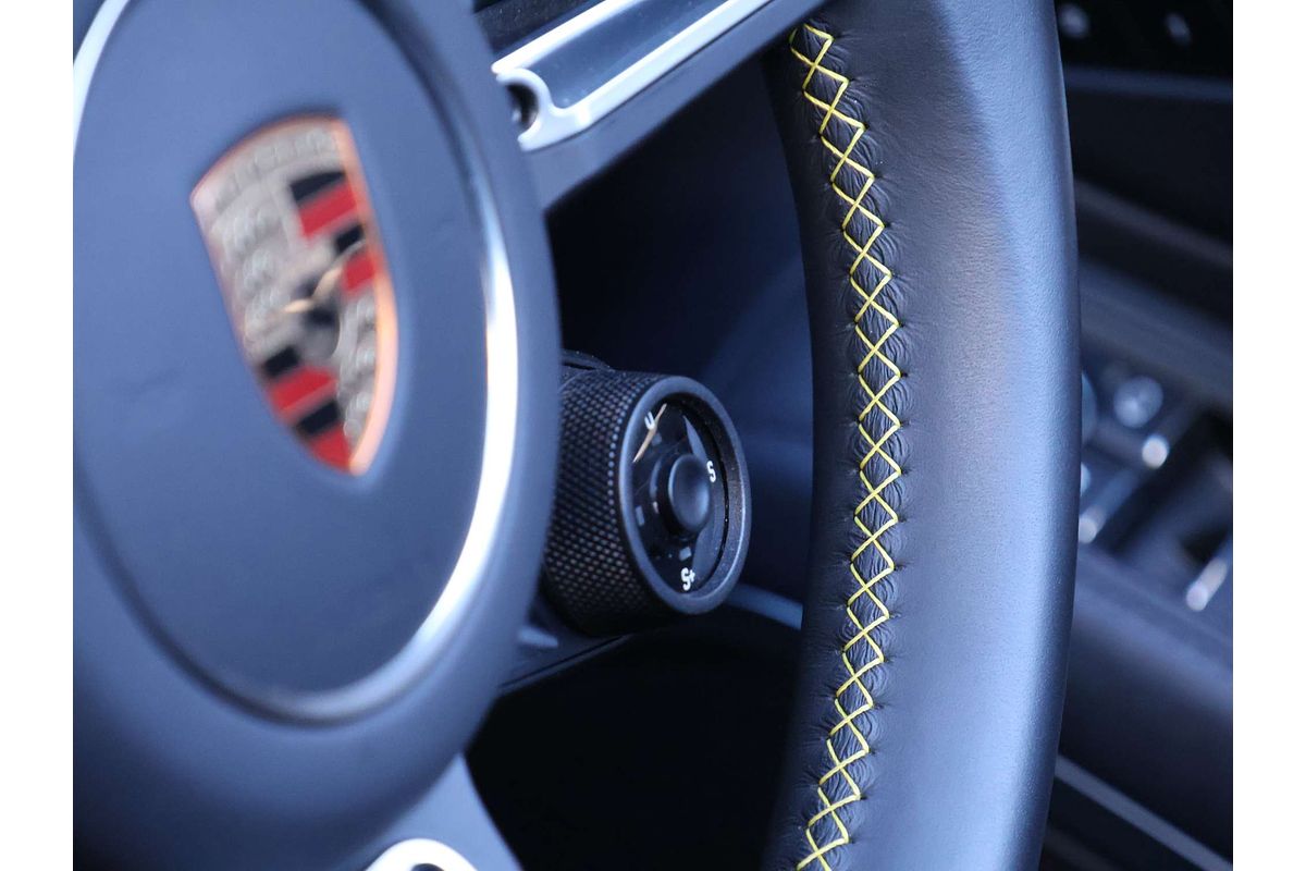 2024 Porsche 718 Boxster Style Edition 982