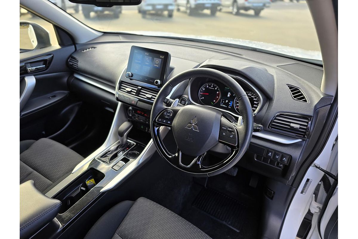 2023 Mitsubishi Eclipse Cross LS YB