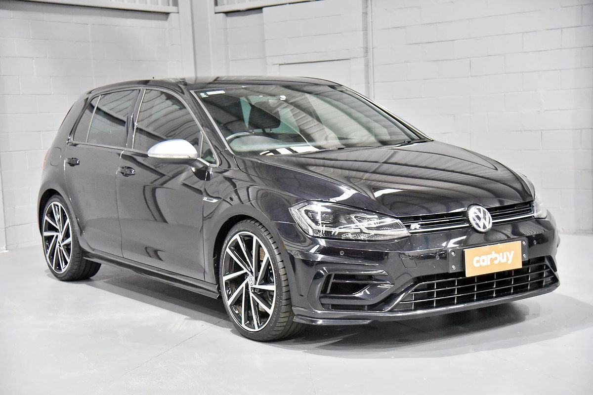 2017 Volkswagen Golf R 7.5