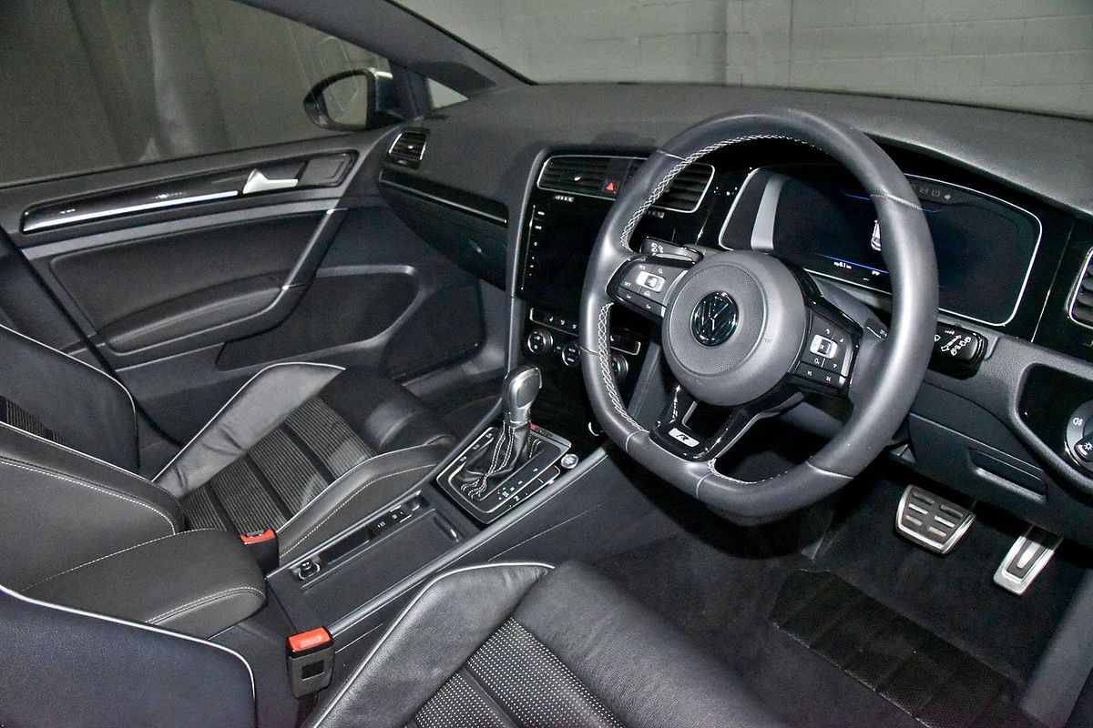 2017 Volkswagen Golf R 7.5