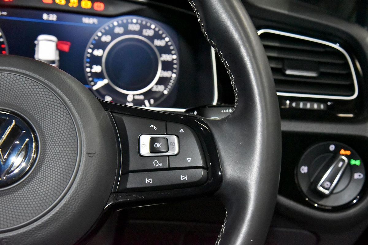 2017 Volkswagen Golf R 7.5