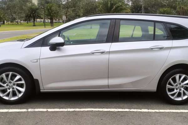 2017 Holden Astra LS+ BK