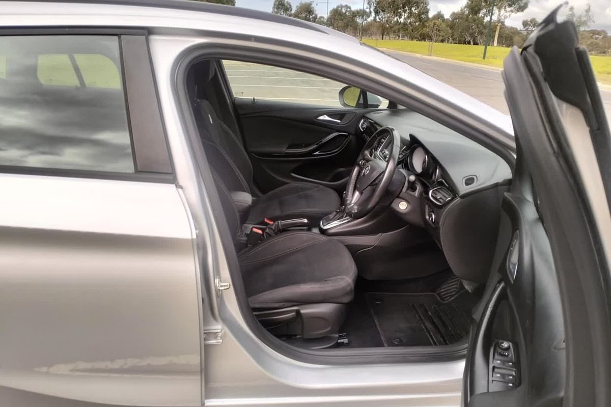 2017 Holden Astra LS+ BK