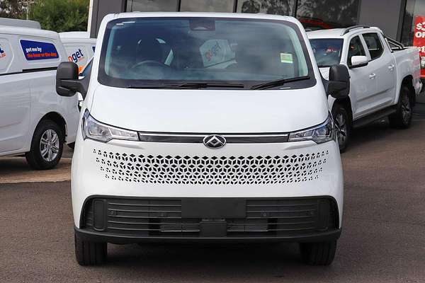 2025 LDV Deliver 7 SWB