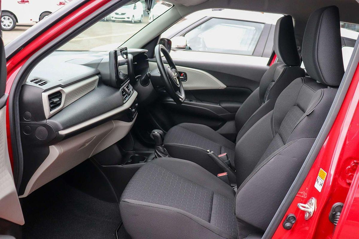 2024 Suzuki Swift Hybrid UZ