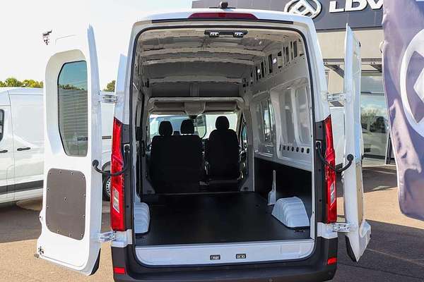 2025 LDV Deliver 9 LWB