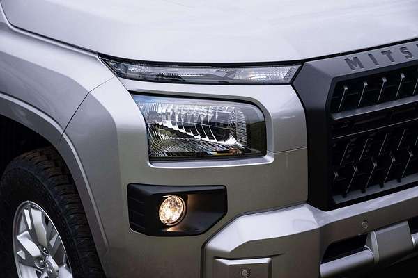 2025 Mitsubishi Triton GLX+ MV 4X4