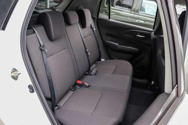 2024 Suzuki Swift Hybrid Plus UZ