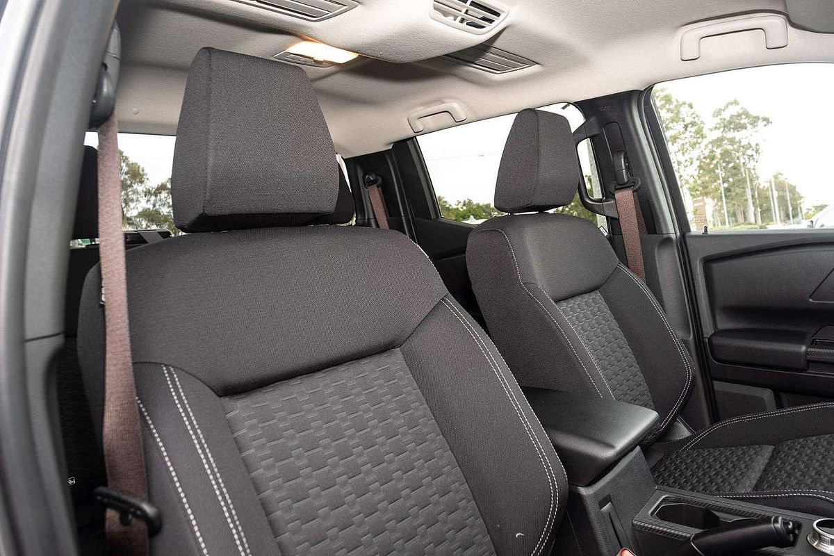 2025 Mitsubishi Triton GLX+ MV 4X4