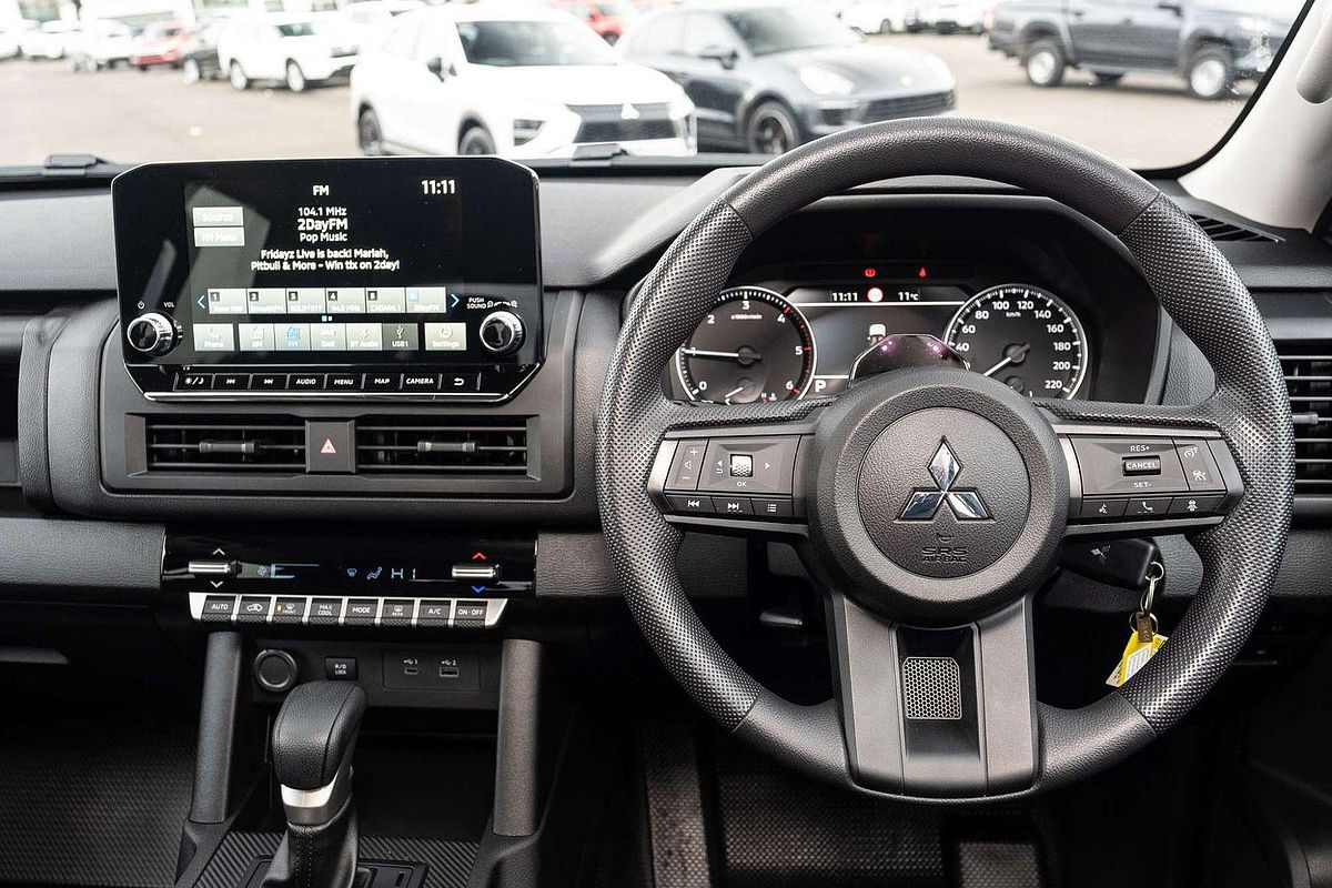 2025 Mitsubishi Triton GLX+ MV 4X4