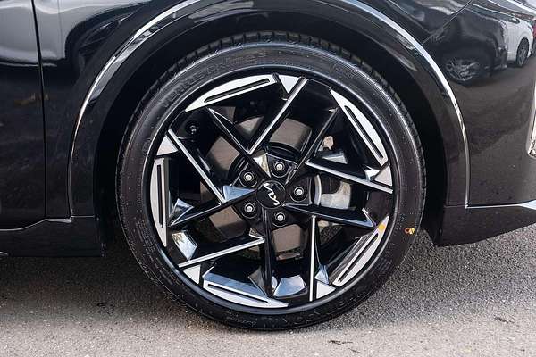 2025 Kia K4 GT-Line CL4m