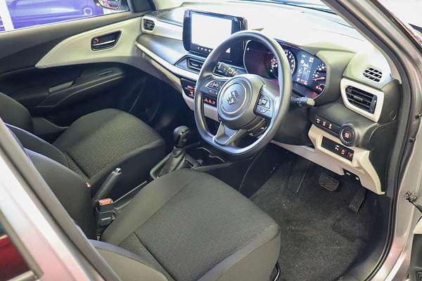 2024 Suzuki Swift Hybrid UZ