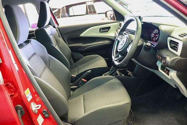 2024 Suzuki Swift Hybrid Plus UZ