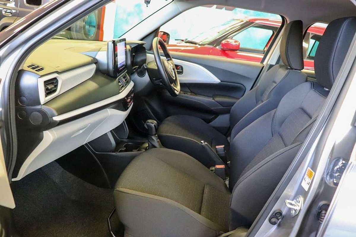 2024 Suzuki Swift Hybrid UZ