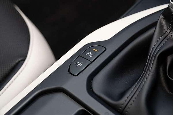 2025 Kia K4 GT-Line CL4m