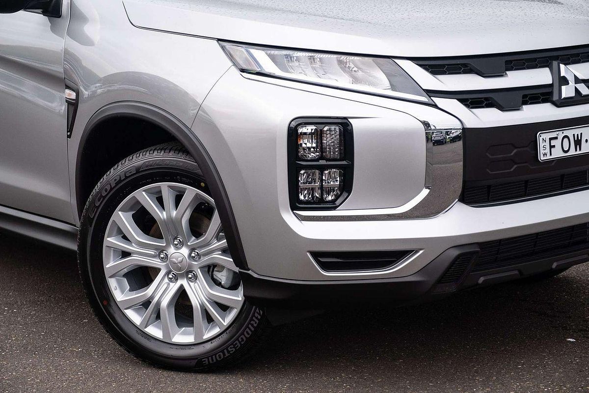 2025 Mitsubishi ASX ES XD