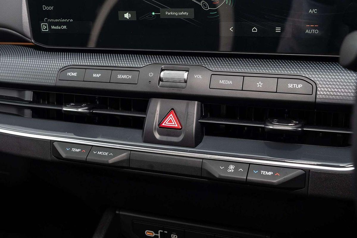 2025 Kia K4 GT-Line CL4m