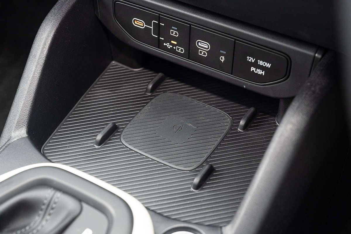 2025 Kia K4 GT-Line CL4m