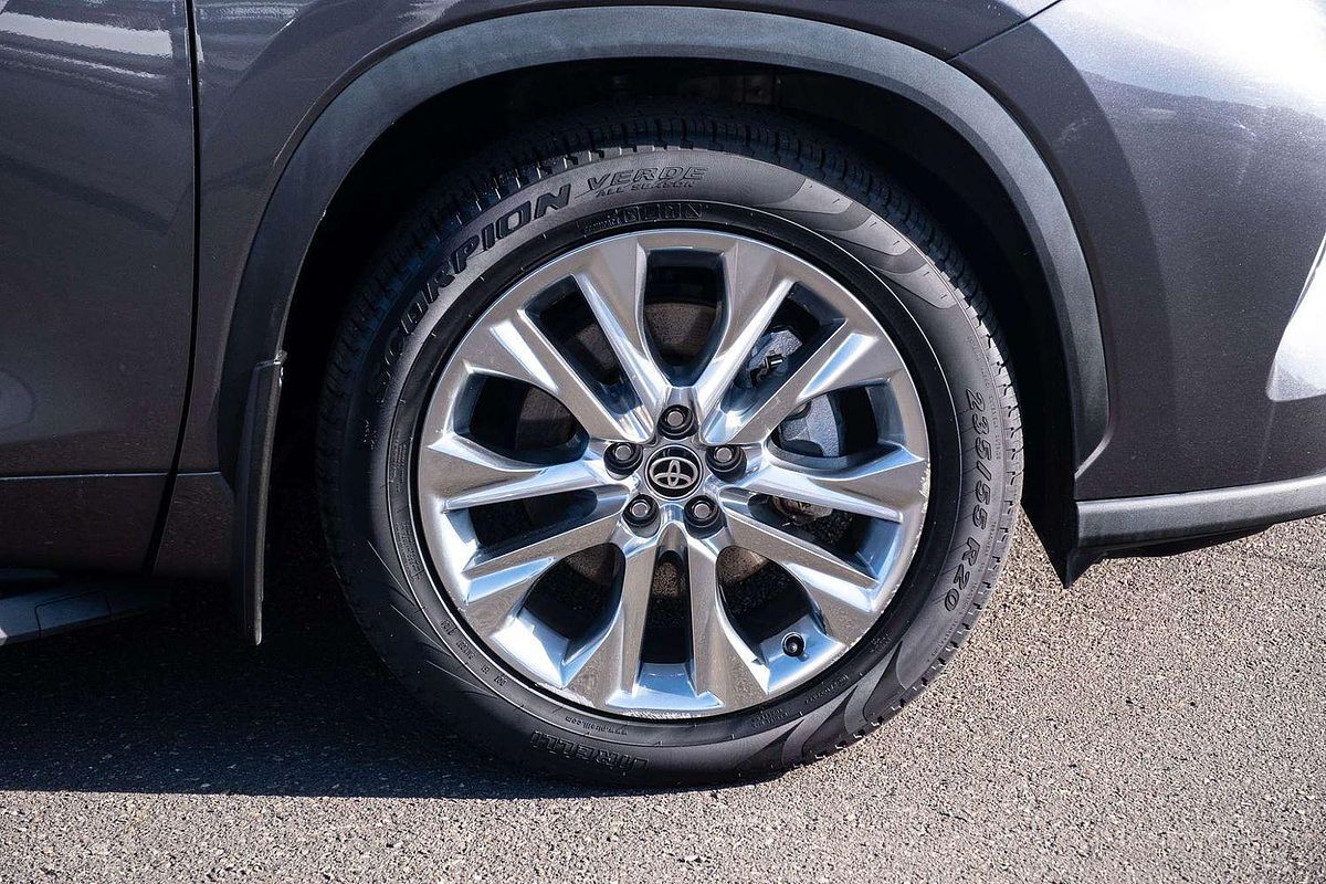 2022 Toyota Kluger Grande GSU70R