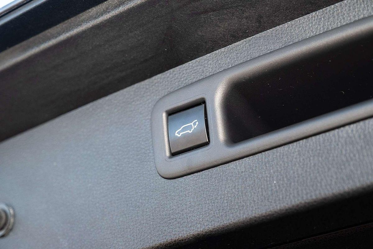2022 Toyota Kluger Grande GSU70R