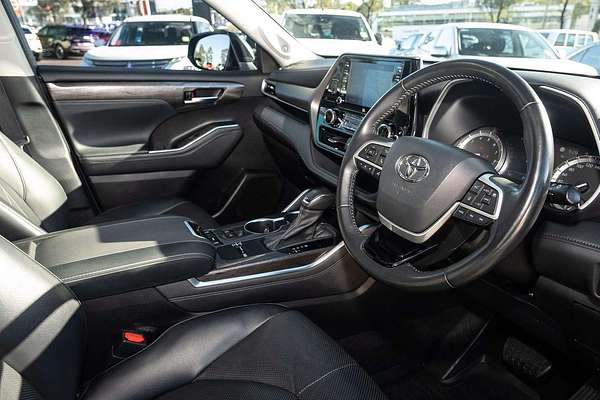 2022 Toyota Kluger Grande GSU70R