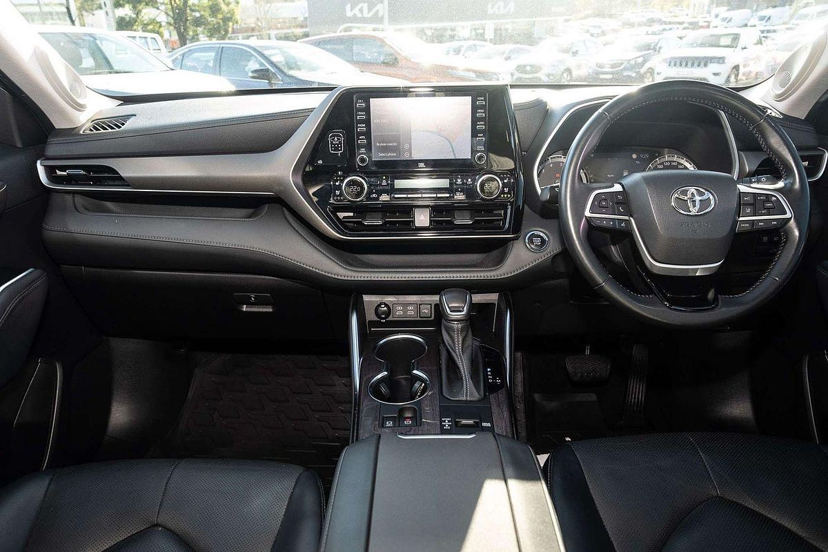 2022 Toyota Kluger Grande GSU70R