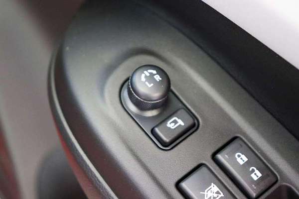 2025 Suzuki Swift Hybrid GLX UZ