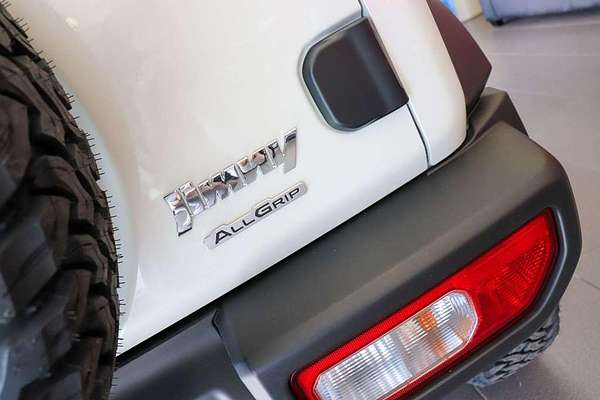 2024 Suzuki Jimny GLX GJ