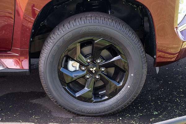 2024 Mitsubishi Pajero Sport GSR QG