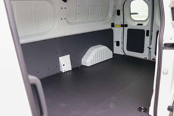2024 LDV Deliver 7 LWB