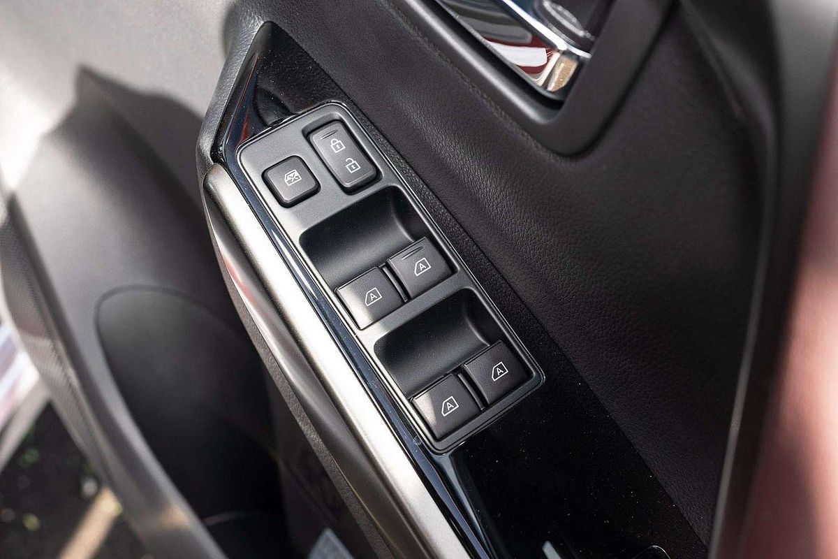 2024 Mitsubishi Pajero Sport GSR QG