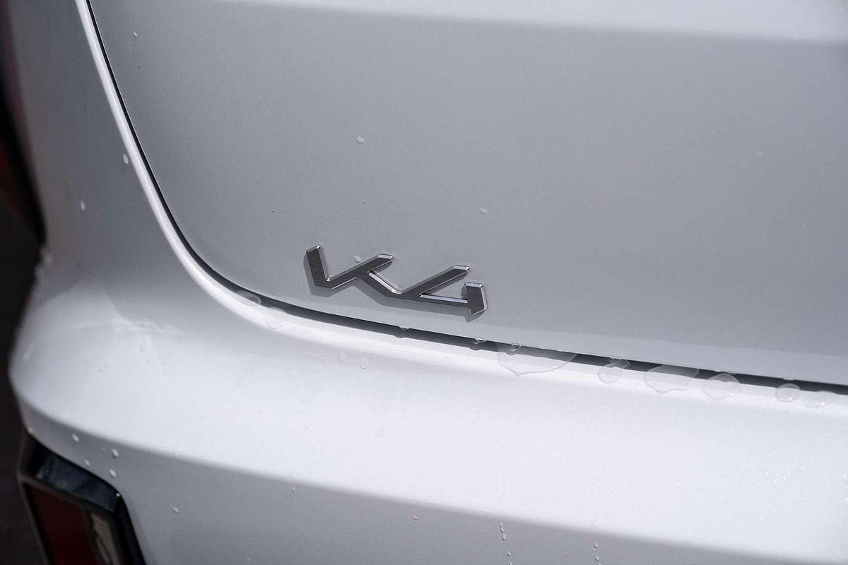 2025 Kia K4 GT-Line CL4m