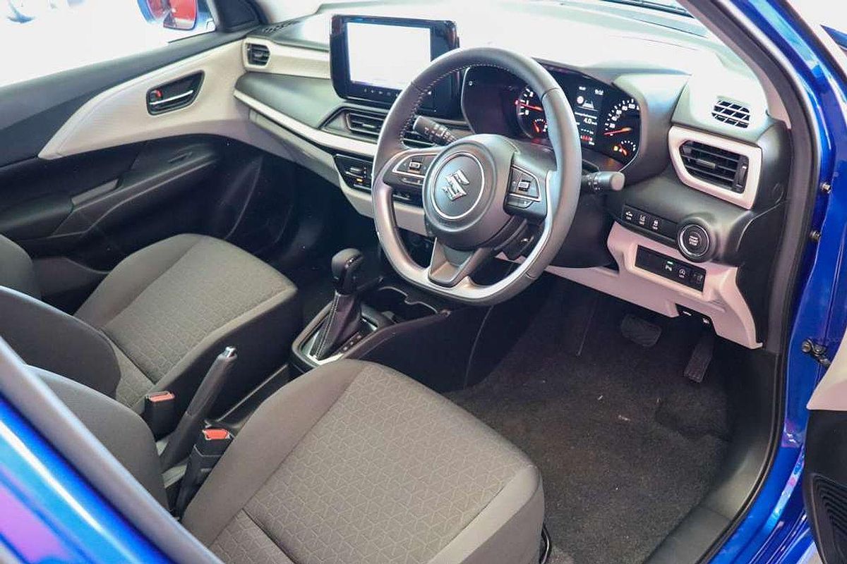 2024 Suzuki Swift Hybrid Plus UZ