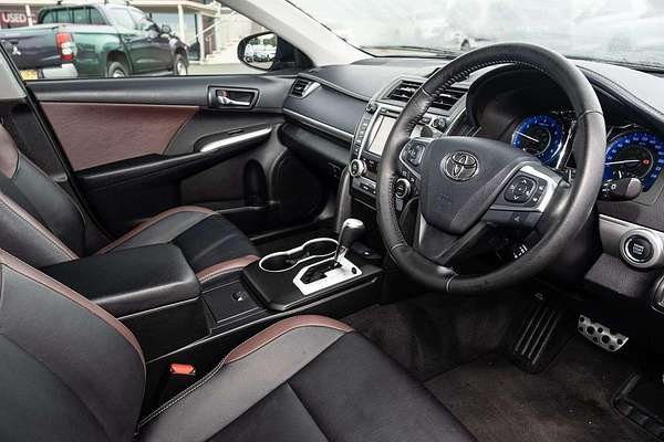 2017 Toyota Camry Atara SX ASV50R
