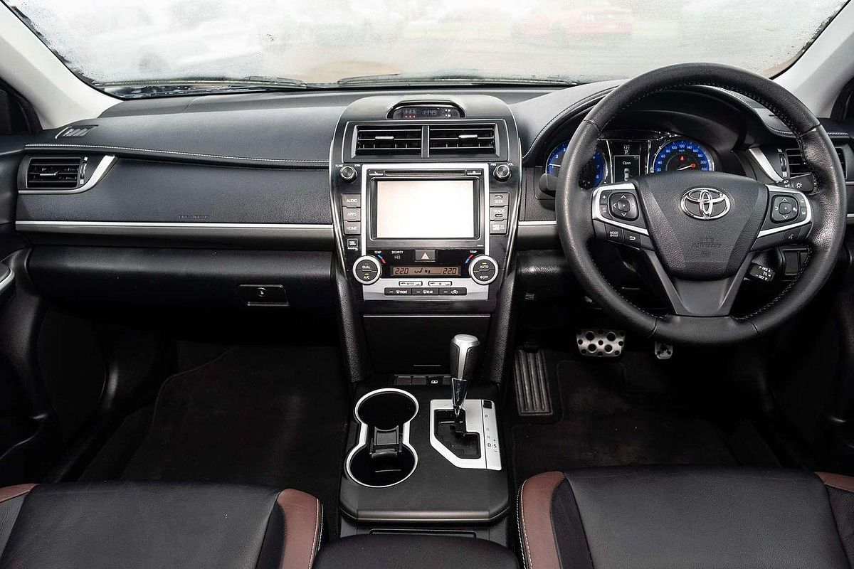 2017 Toyota Camry Atara SX ASV50R